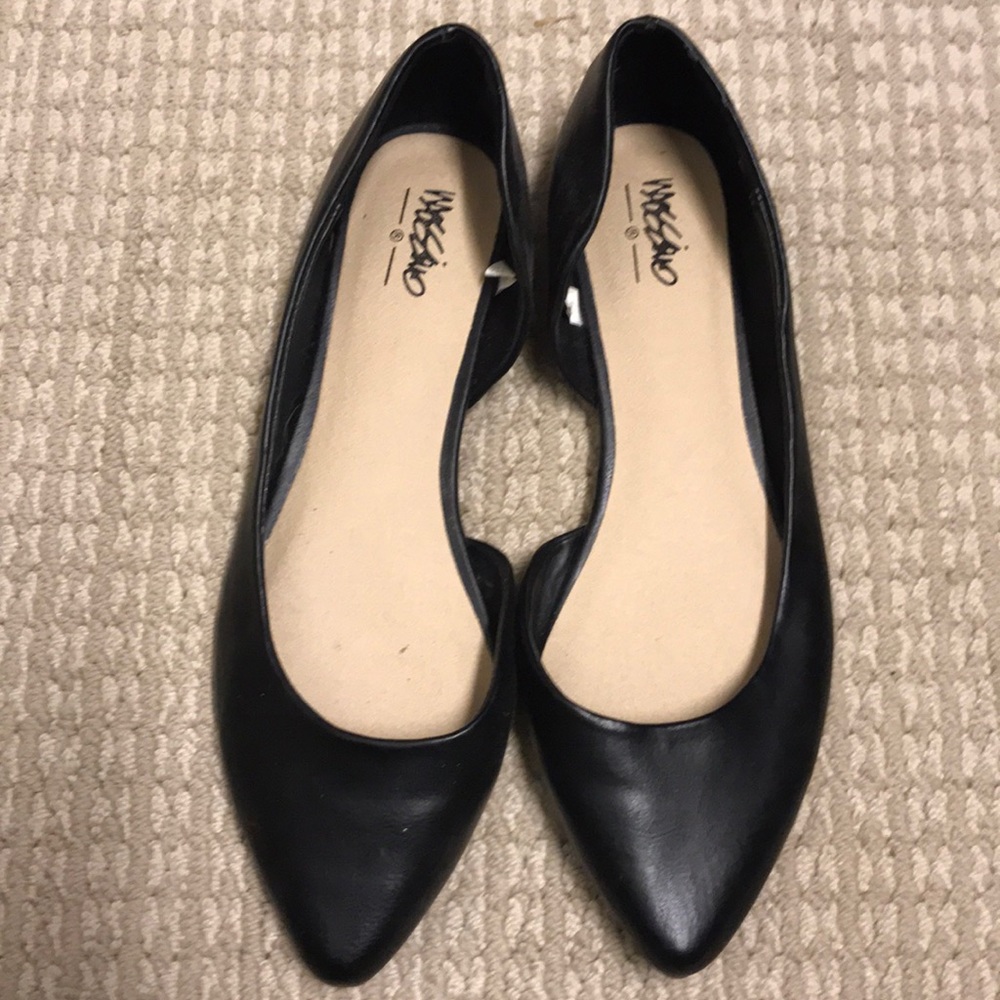 Mossimo Black Flats